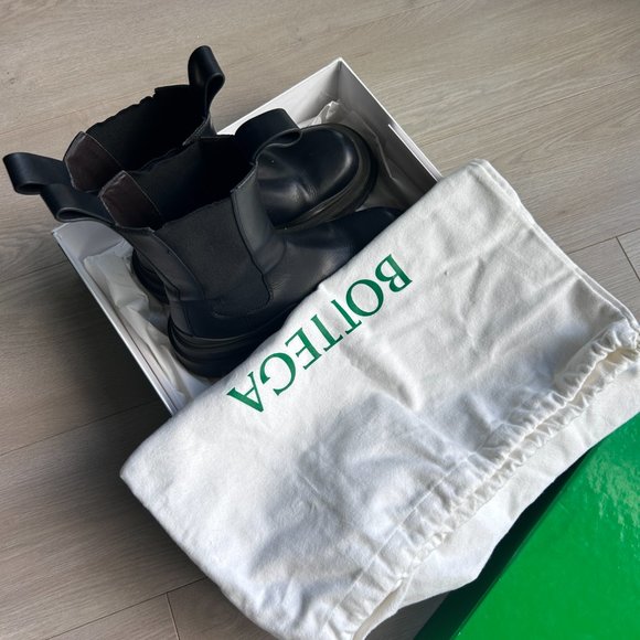 Bottega Veneta Black Ankle Boots - Picture 2 of 5